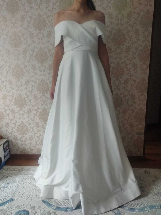 Свадебное платье минимализм