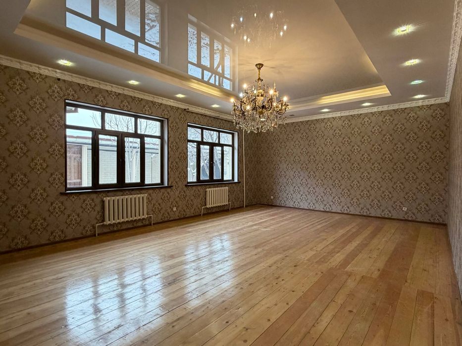 Двухэтажный 7 комнатный дом, Участок 6 соток, Тузель махалля Чинор.