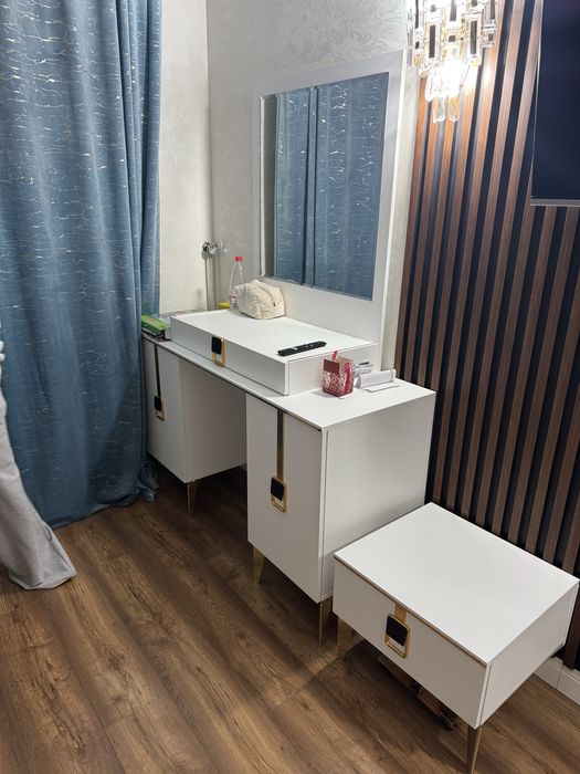 Мебель для спальни . Цена 150.000