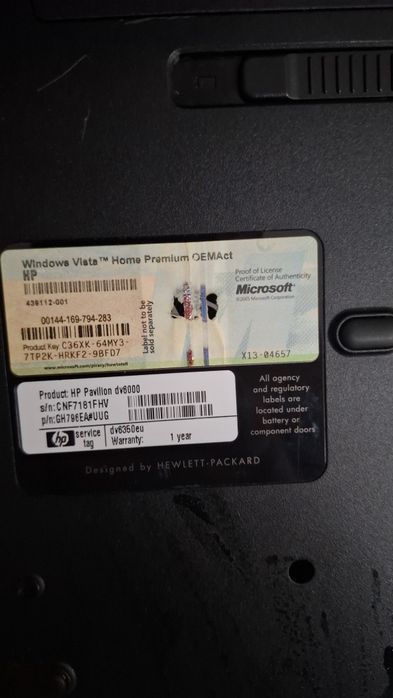 Vand laptop-uri pentru piese!