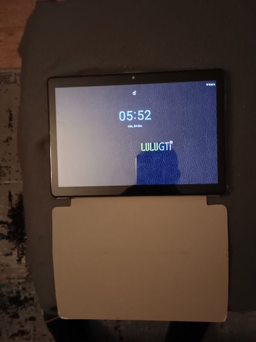 Tableta Android 13 model KT107