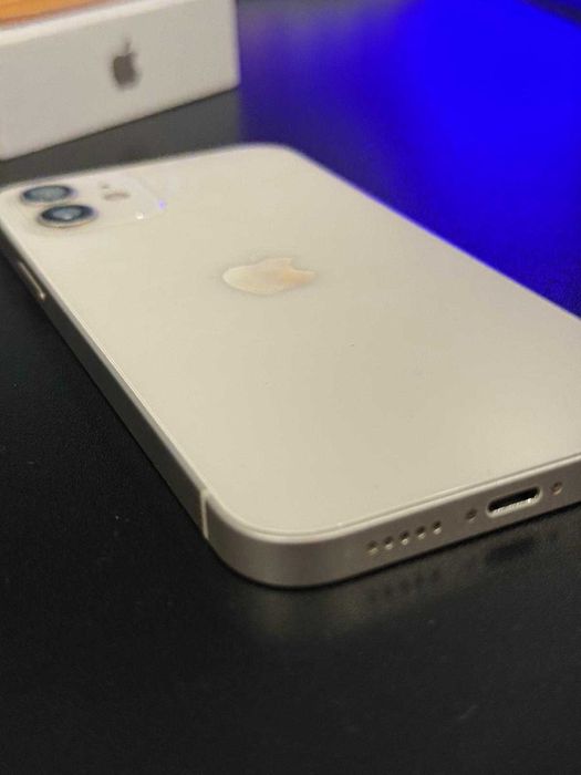 iPhone 12, 128GB, White, 81% батерия, КАТО НОВ