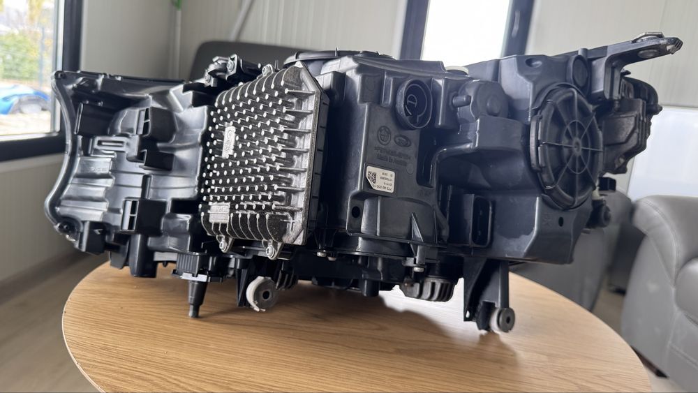 BMW G11 G12 десен фар Laserlight
