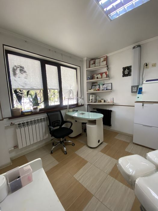 Действующий салон красоты