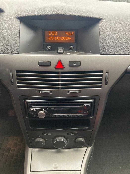 Vînd OPEL Astra H  1.7 diesel