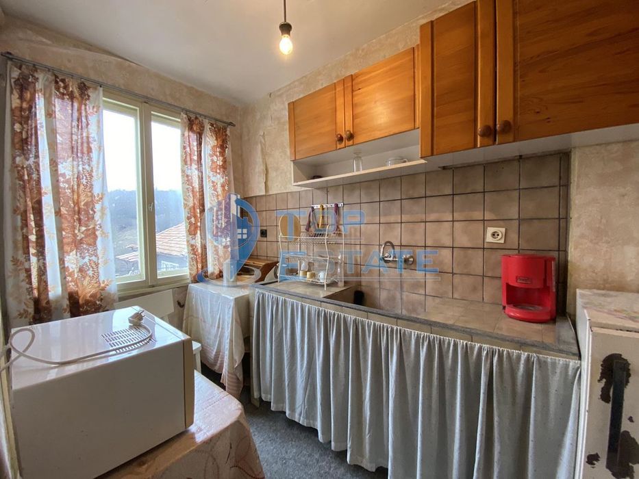 Продава се Къща в Елена - 420 кв.м за 250 €/кв.м - Снимка #10