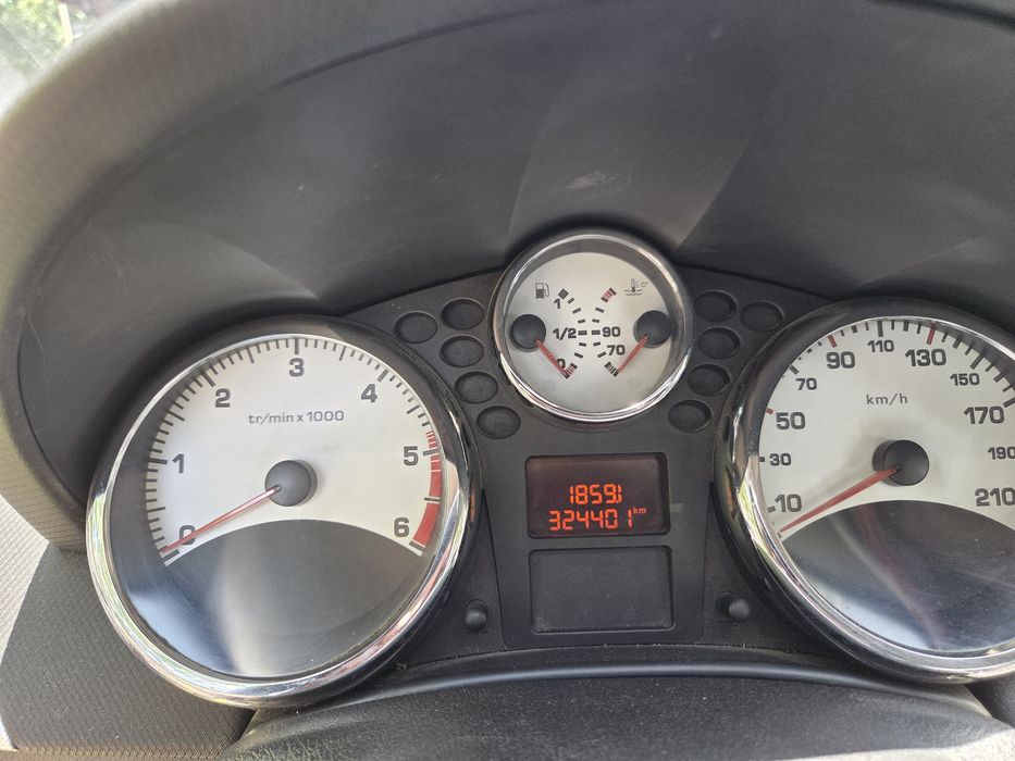 Peugeot 207 hdi1.6