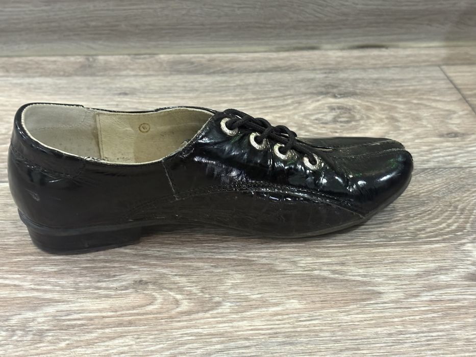 Продам ботиночки на девочку