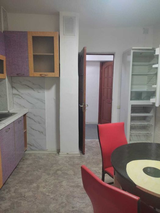 Квартира 3 комнатная 65кв Толе би Розыбакиева