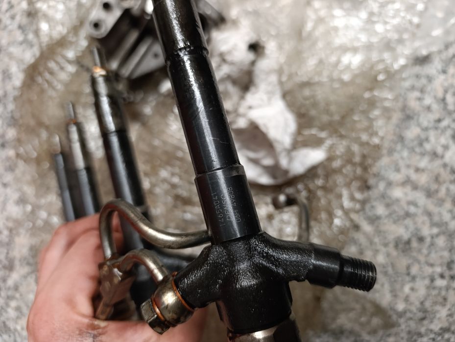 Vând chiuloasa Mitsubishi L200: land rover 3.0 v6 stânga: gama vag 3.0