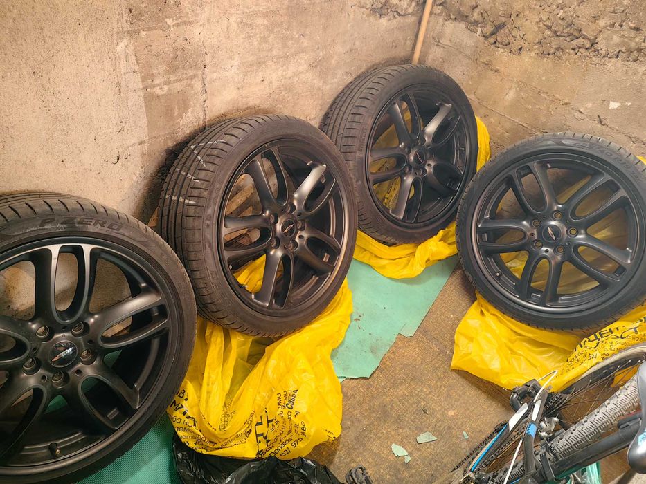 Джанти с гуми Mini Cooper 225/40/19