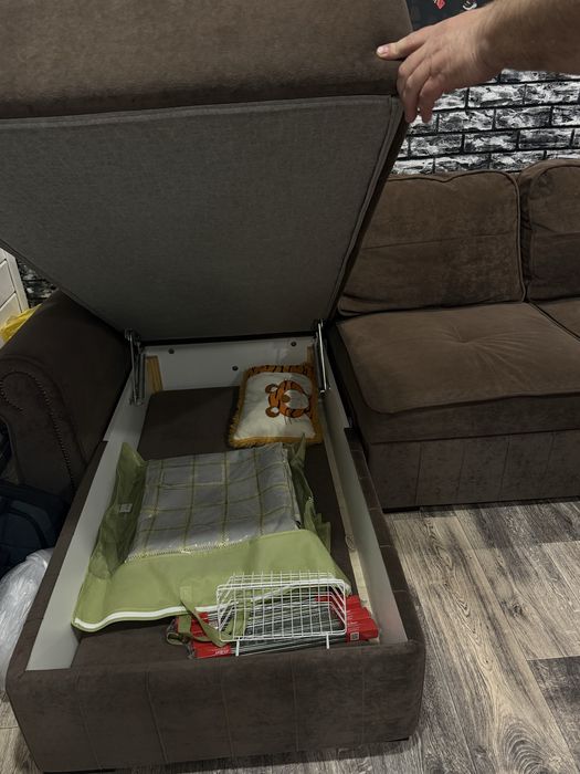 Продам диван новый