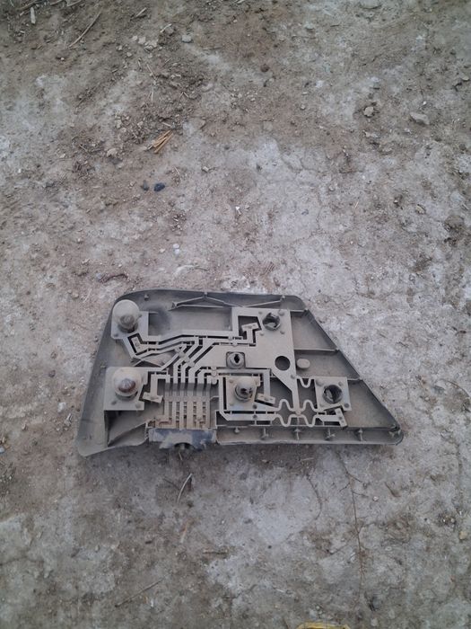 Плата иши ғана левый