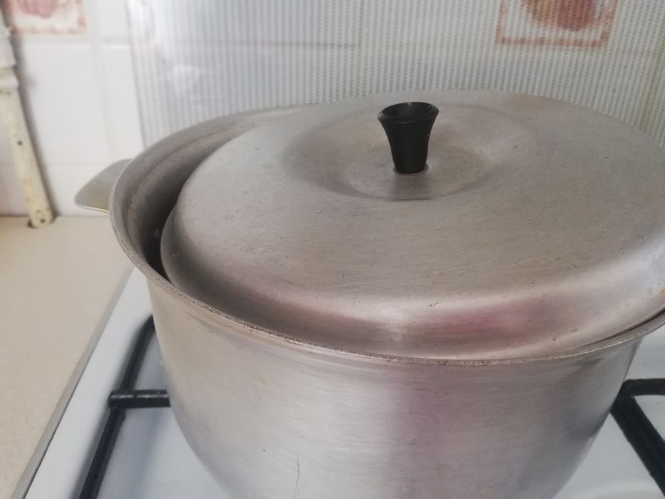 Продам посуду салатницы