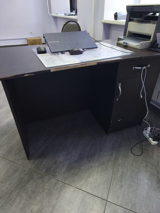 Продам офисную мебель