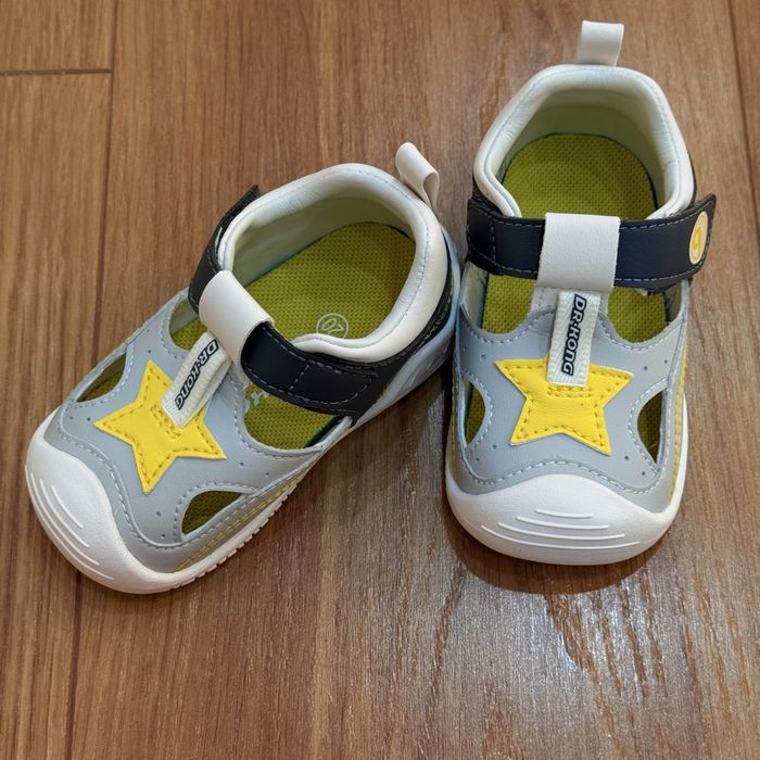 Детские сандалии 20 размер