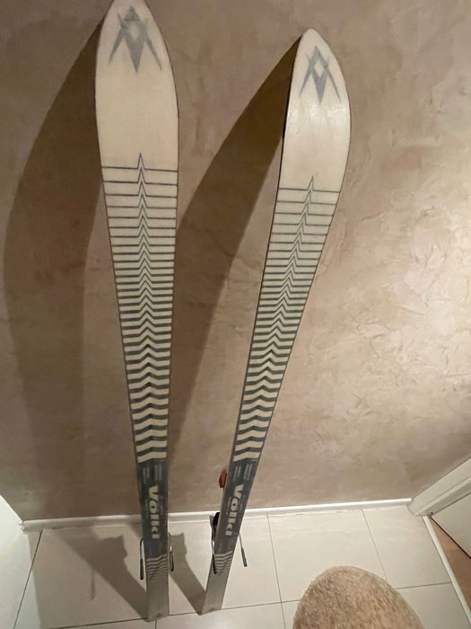 Ски виокъл единствен собственик