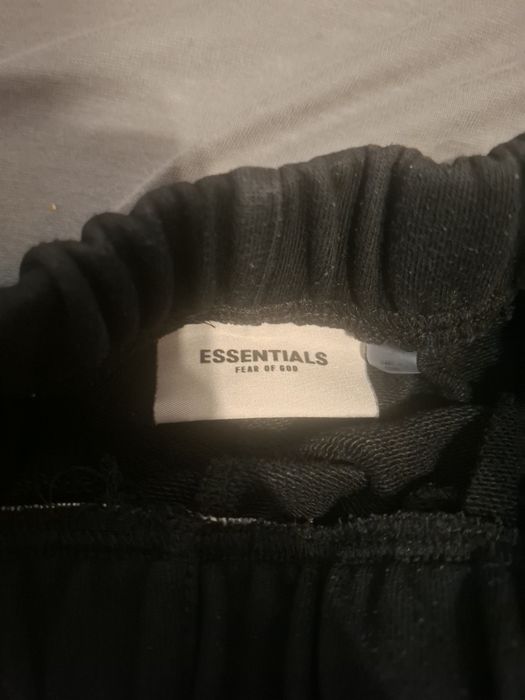 Pantaloni scurti essentials