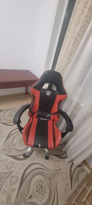 Диван стол кресло