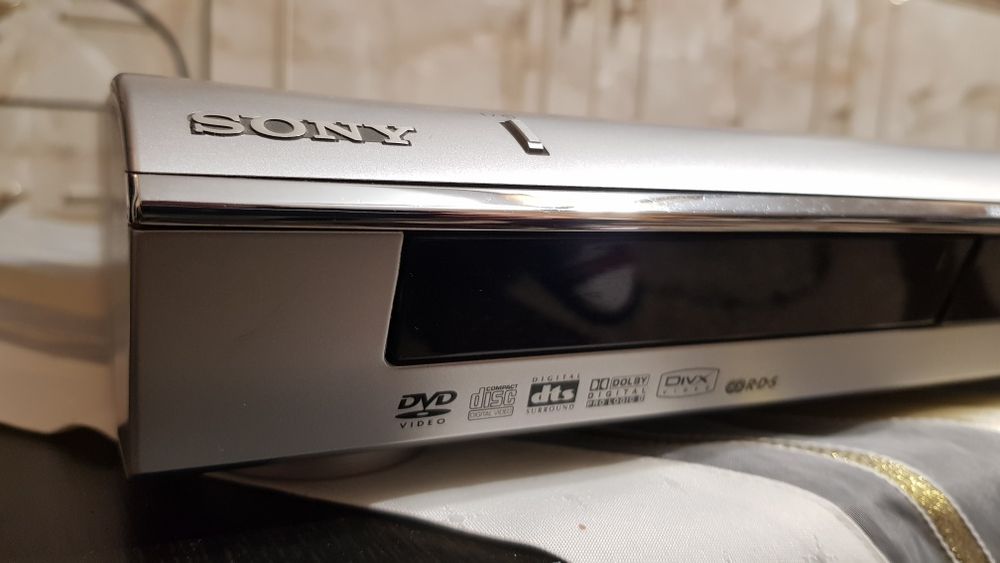 Receiver 5.1 Sony + telec. Sony, super pret, ideal bar, terasa, etc.