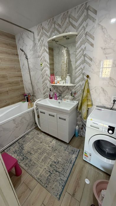 Продам 4-х комн квартиру в Центре