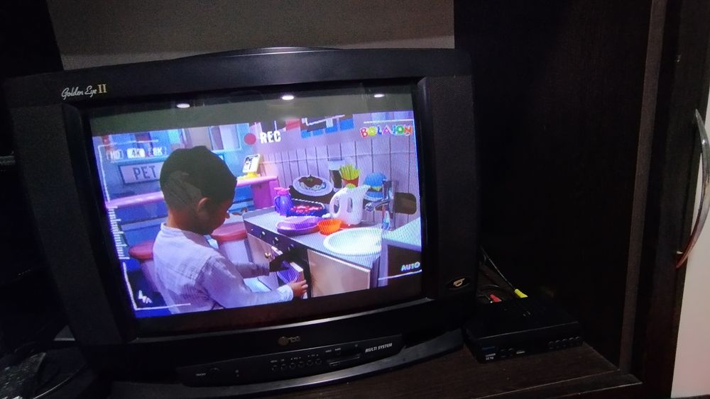 LG TV golden eye 2 + tuner