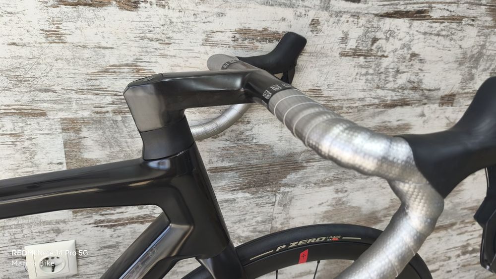 Карбонов шосеен велосипед BMC SLR01 MOD Ultegra Di2 NDR Tubeless | 54