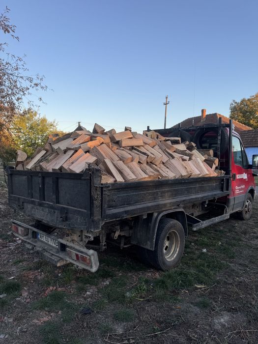 Lemn de foc diferite sortimente