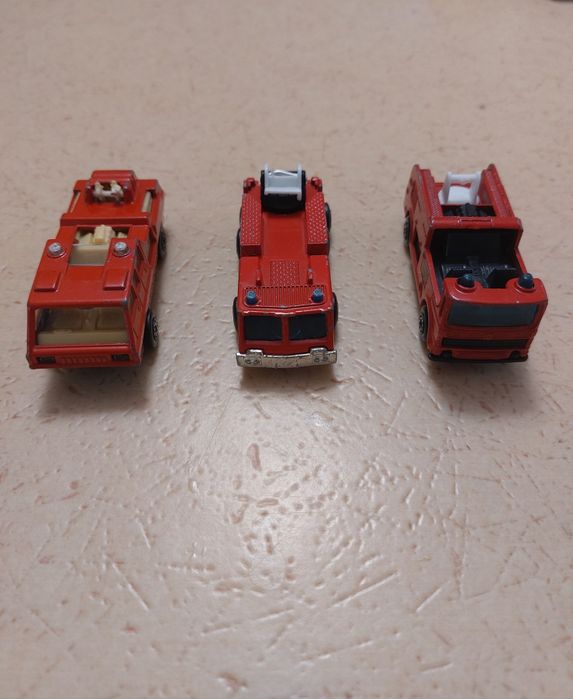 Колички matchbox, corgi, yatming