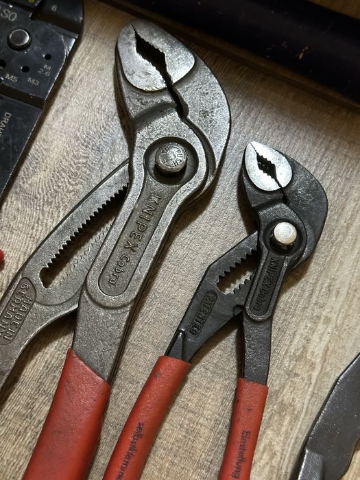 Knipex куфар с инструменти