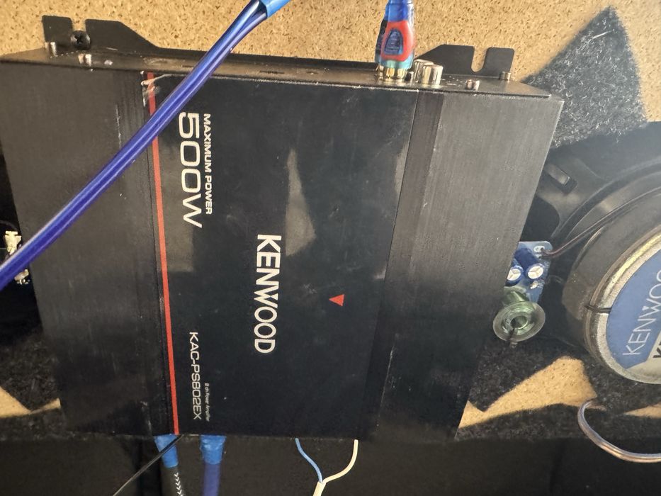 Jbl 1.100 kenwood 500w sotiladi 2 kanal yengi