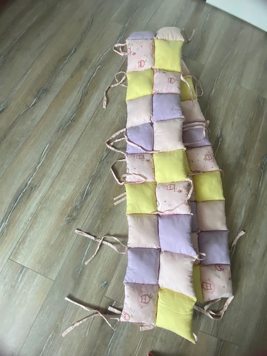 Vând protecție laterală pentru pat copii