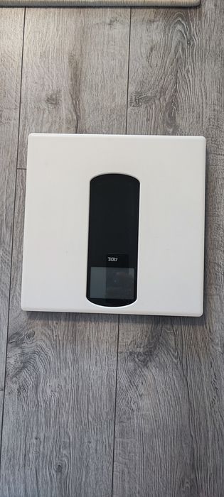 Cântar persoane electronic