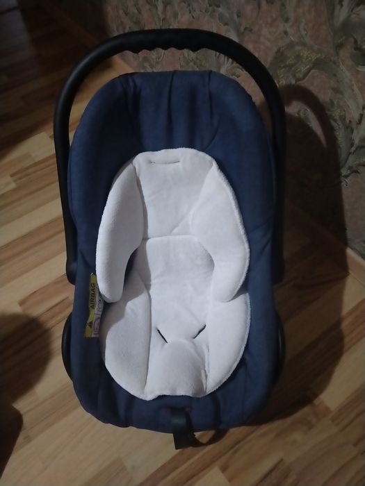Продам коляску 3в1