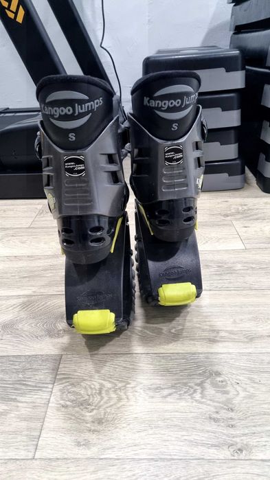 Канго джъмпс обувки