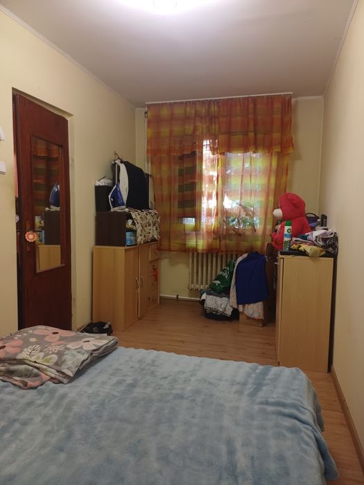 Valea Roșie, 2 semi, parter/4, ideal pentru investiție!