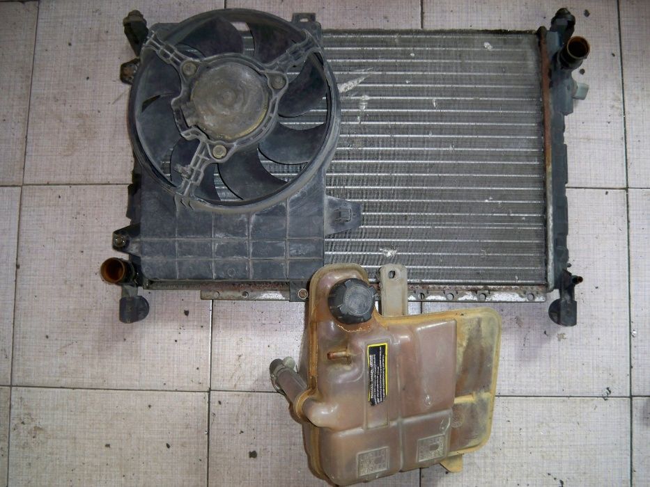 Части за Alfa Romeo 146, хечбек, 1.4 i.e., 90HP - боксер - 1996 г.