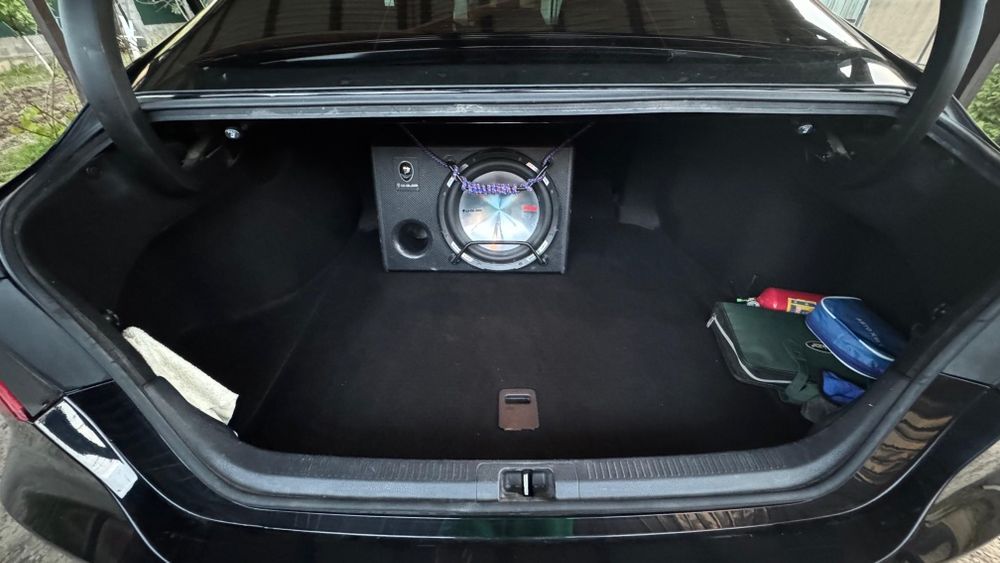 Сабвуфер E5-OLOM E3112 MKD PRO MEDIA