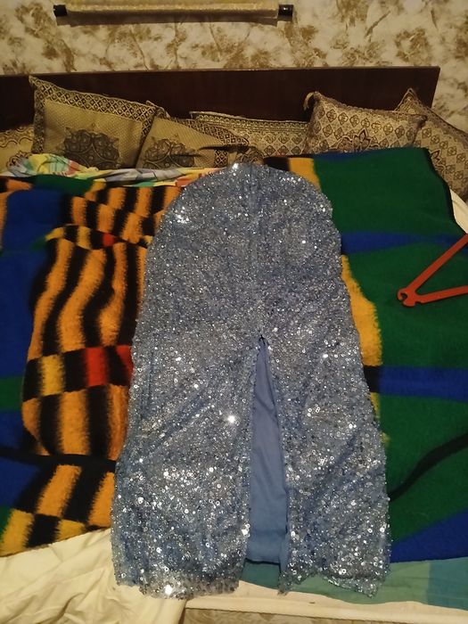 Дамска рокля с паети