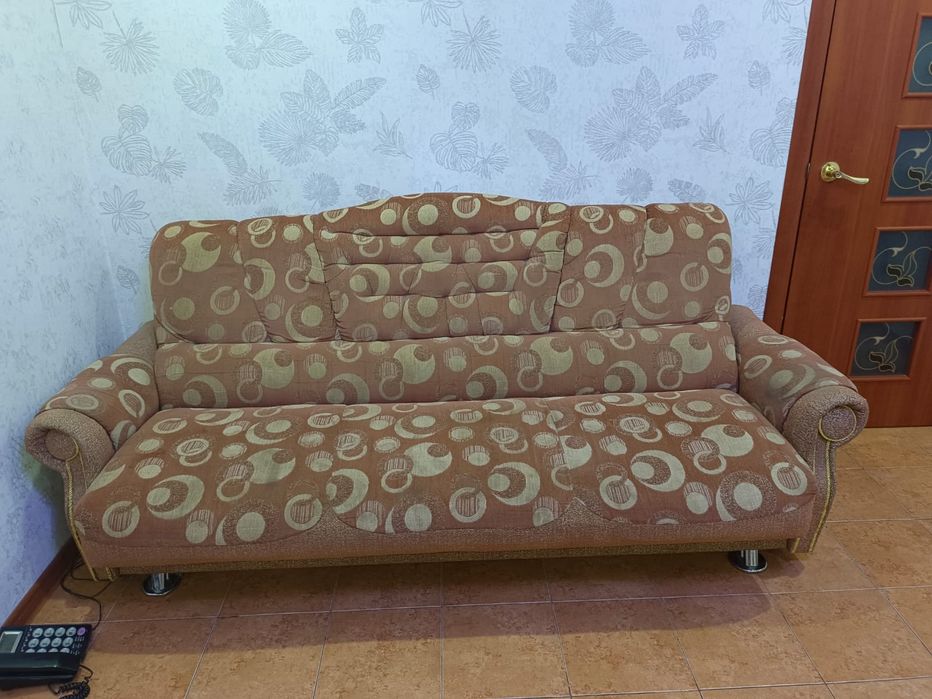 Продам диван б/у