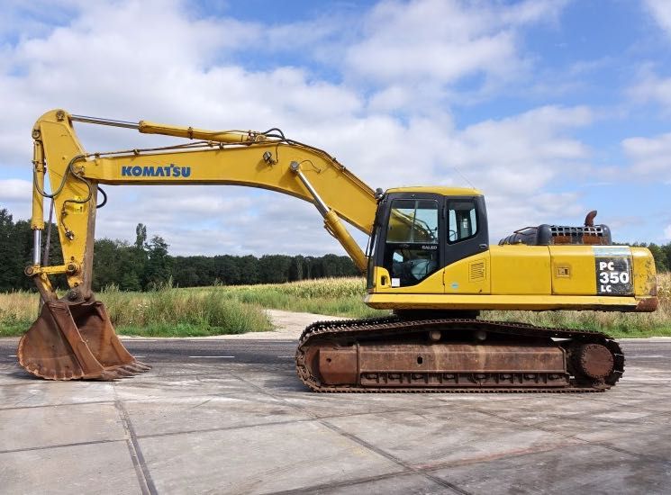 Dezmembrez excavator pe șenile Komatsu PC350LC, PC300LC, PC360LC–piese
