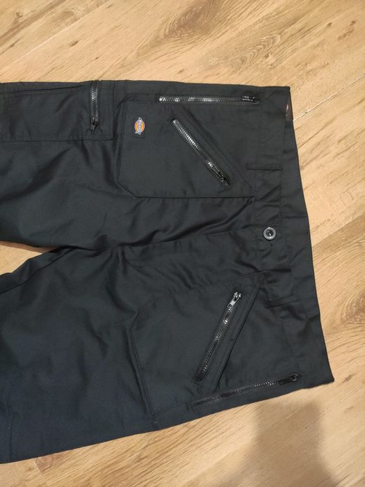 Pantaloni Dickies mărimea 54