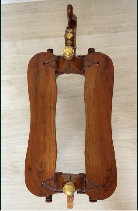 Продам интерьерный табурет - слон