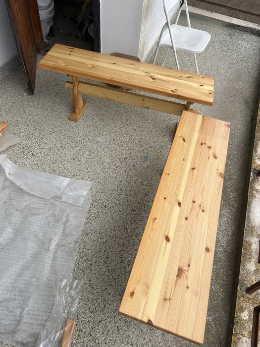 Масивна дървена маса с 2 пейки – нова, комплект