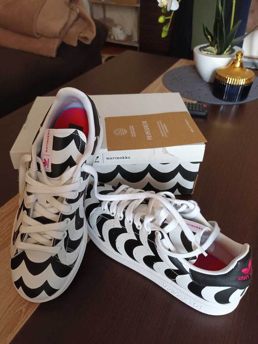 Pantofi sport de vanzare