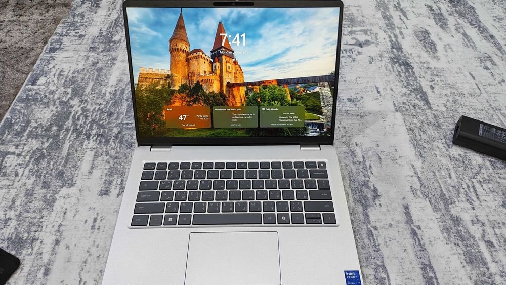 Laptop-uri Dell Pro 14 (PC14250) NOU!