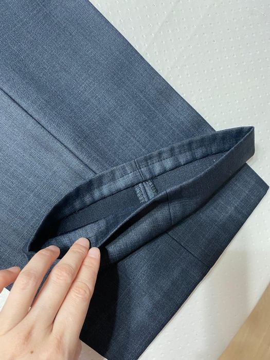 Костюм+3 рубашки. Дёшево!