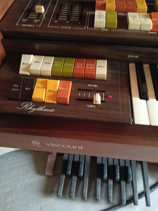 Orgă electronică stare foarte buna de funcționare