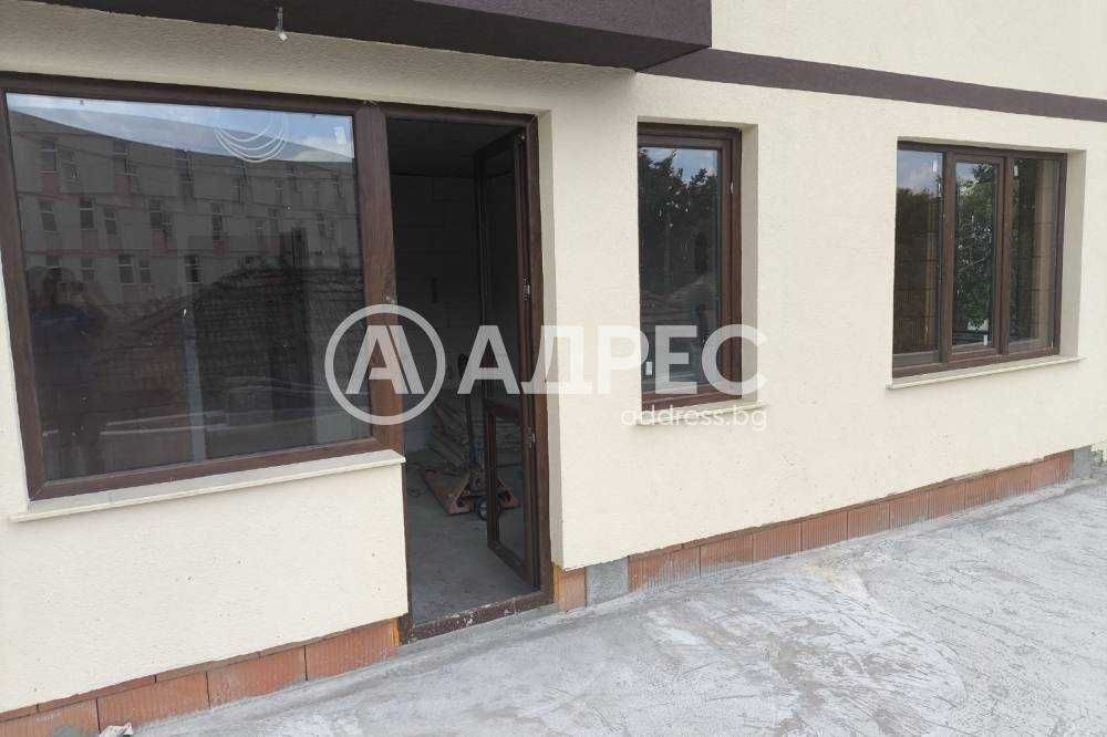 Продава се Тристаен апартамент в Разград, Освобождение - 129 кв.м за 1020 €/кв.м - Снимка #2