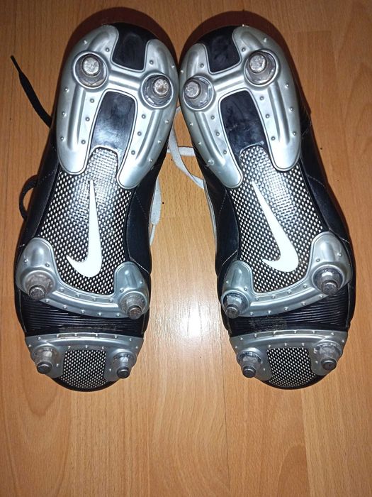 Ghete de fotbal Nike Tiempo filet